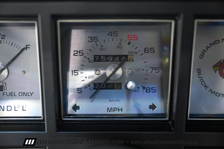 82_Buick_Grand_National_2294-115