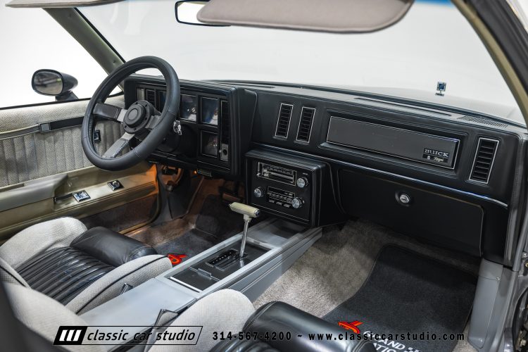 82_Buick_Grand_National_2294-125