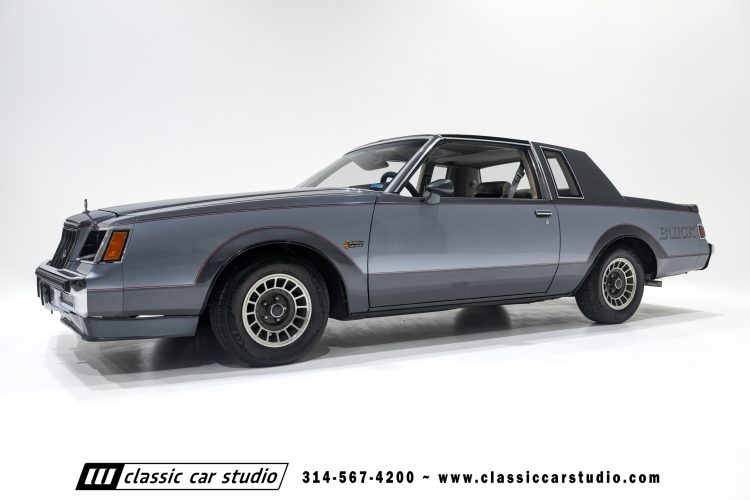 82_Buick_Grand_National_2294-19