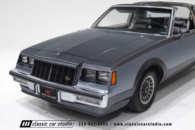 82_Buick_Grand_National_2294-21