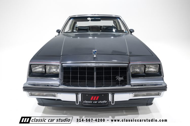 82_Buick_Grand_National_2294-26