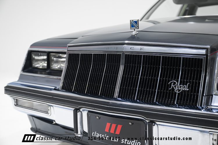 82_Buick_Grand_National_2294-28