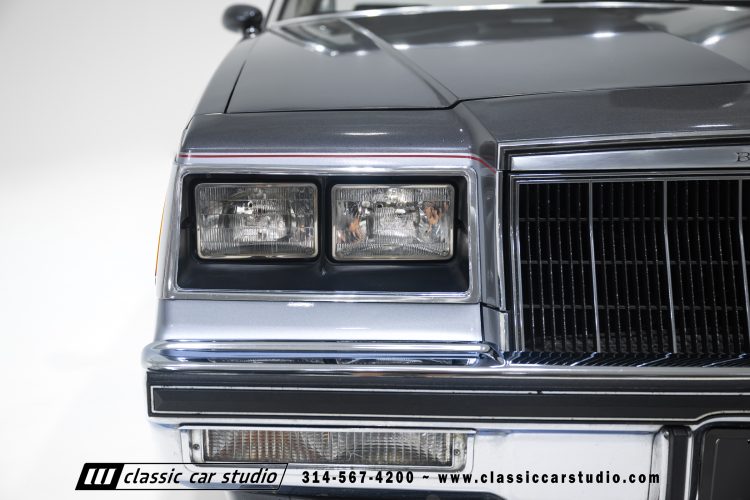 82_Buick_Grand_National_2294-3