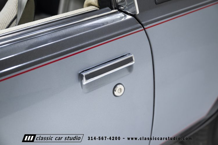 82_Buick_Grand_National_2294-39