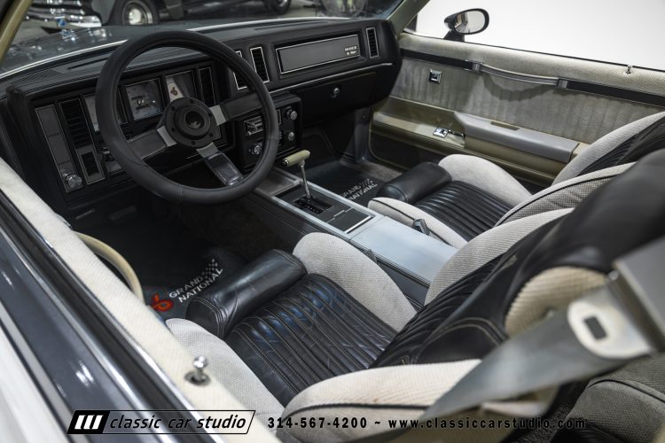 82_Buick_Grand_National_2294-42