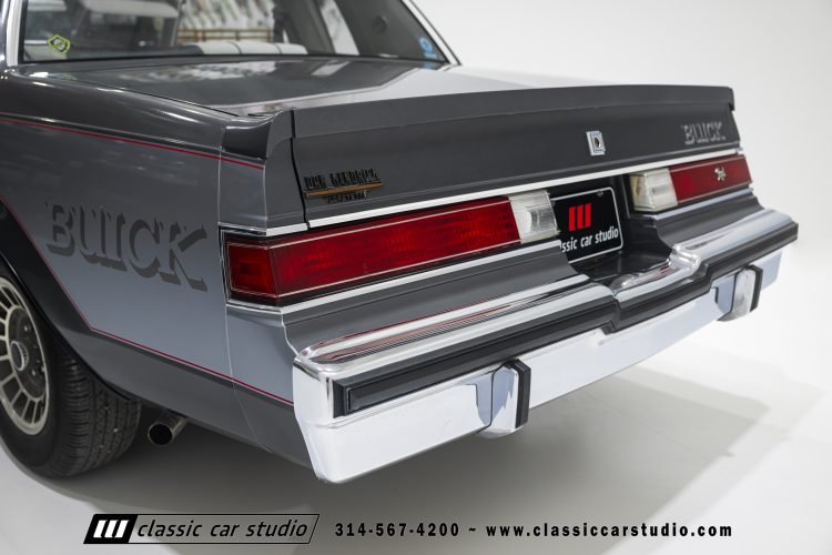 82_Buick_Grand_National_2294-53