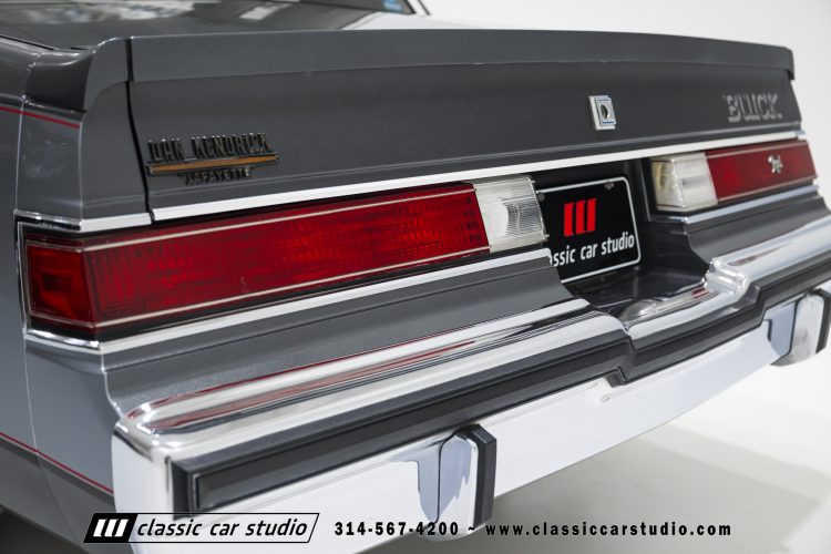 82_Buick_Grand_National_2294-58