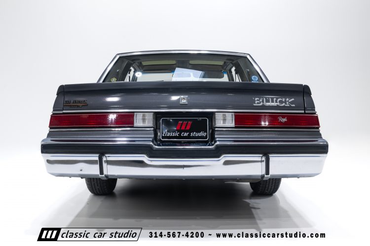 82_Buick_Grand_National_2294-60