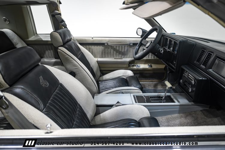 82_Buick_Grand_National_2294-75