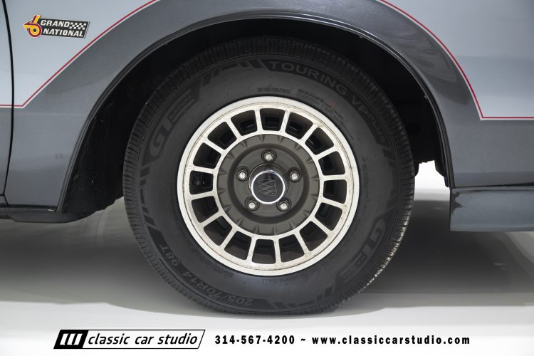 82_Buick_Grand_National_2294-83
