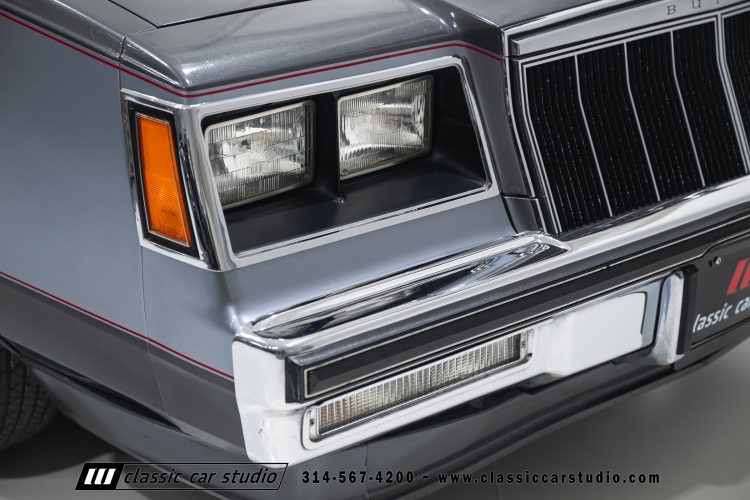 82_Buick_Grand_National_2294-88