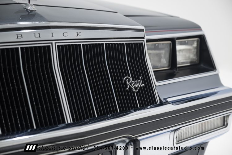 82_Buick_Grand_National_2294-94