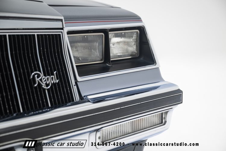 82_Buick_Grand_National_2294-95