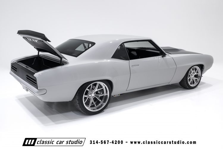69_Chevrolet_Camaro_2297-126