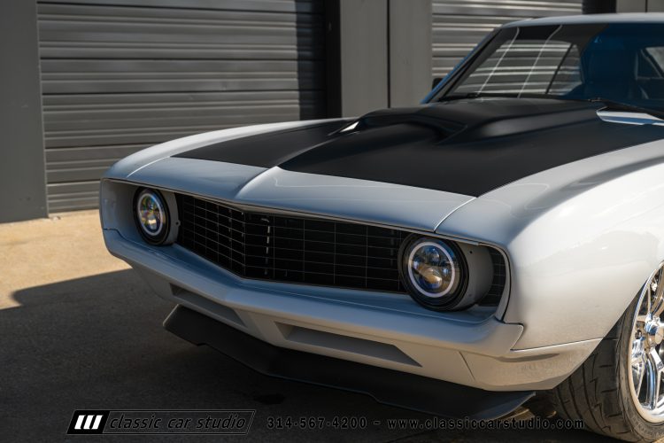 69_Chevrolet_Camaro_2297-165