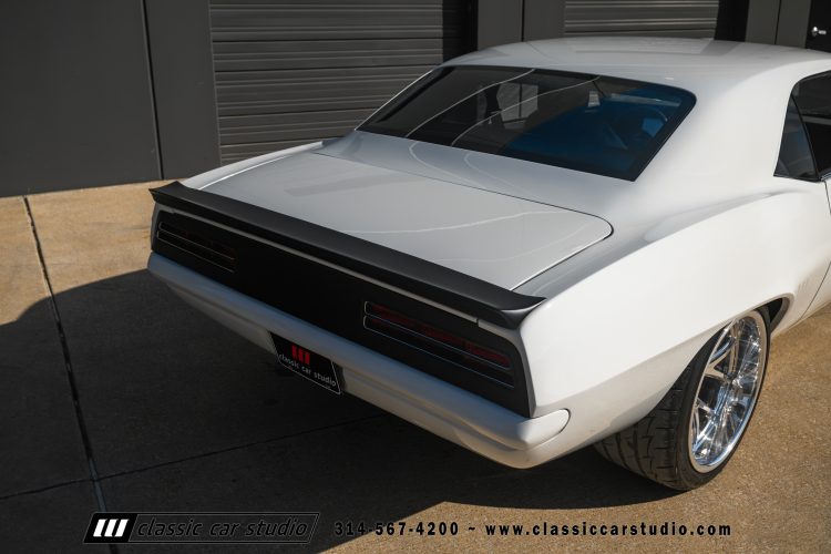 69_Chevrolet_Camaro_2297-174
