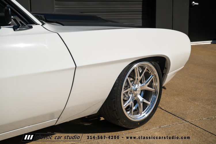 69_Chevrolet_Camaro_2297-176