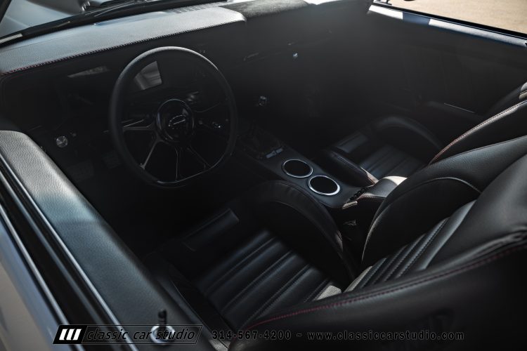 69_Chevrolet_Camaro_2297-184