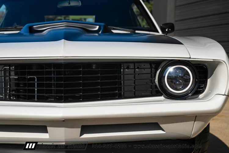 69_Chevrolet_Camaro_2297-192