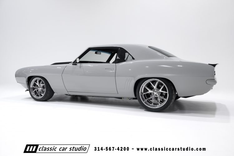 69_Chevrolet_Camaro_2297-32