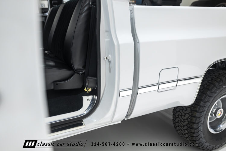 86_GMC_Sierra_K1500_2298-117