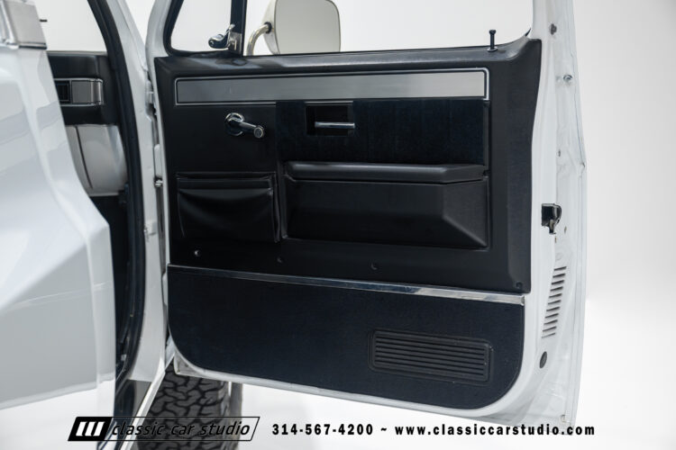 86_GMC_Sierra_K1500_2298-134