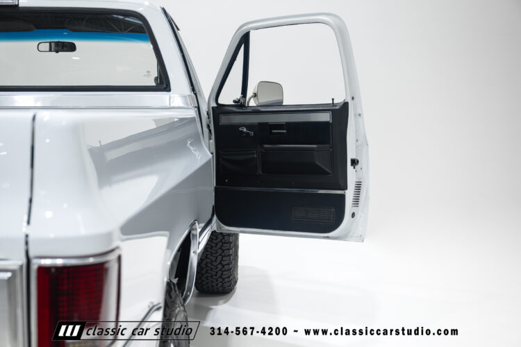86_GMC_Sierra_K1500_2298-135