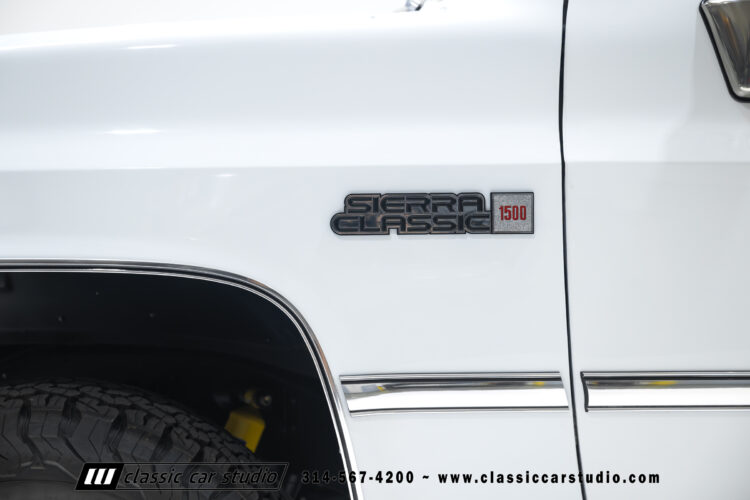 86_GMC_Sierra_K1500_2298-19