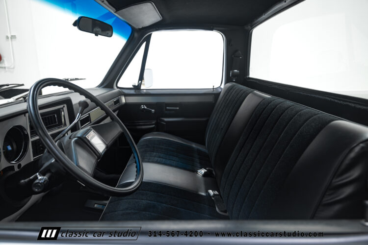 86_GMC_Sierra_K1500_2298-25