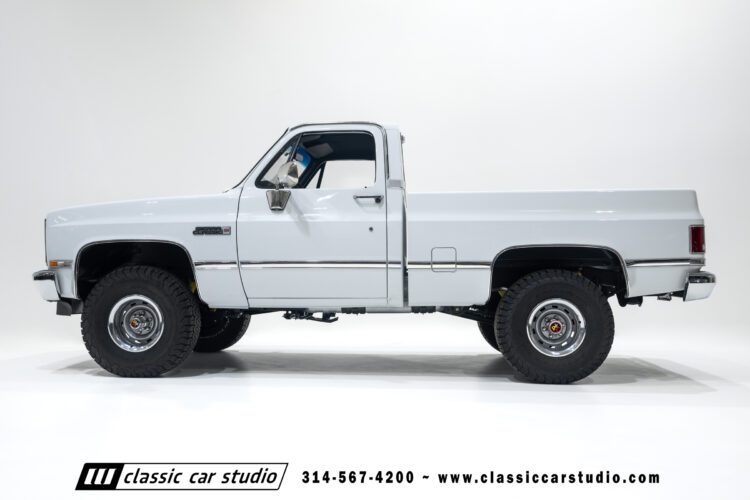 86_GMC_Sierra_K1500_2298-26