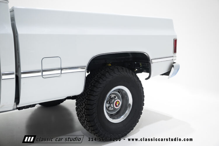 86_GMC_Sierra_K1500_2298-31