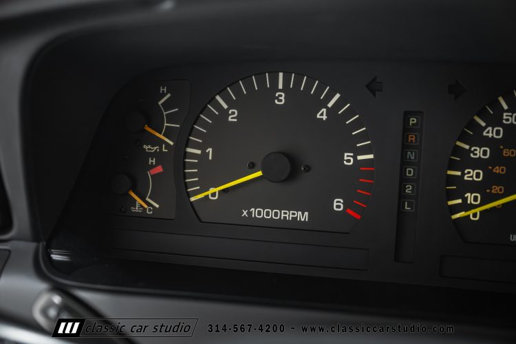 95_Toyota_Land_Cruiser_2299-105