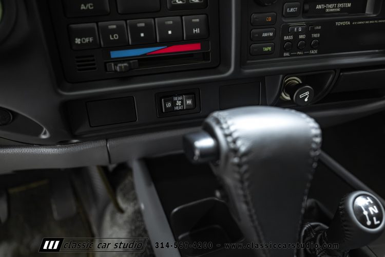 95_Toyota_Land_Cruiser_2299-111