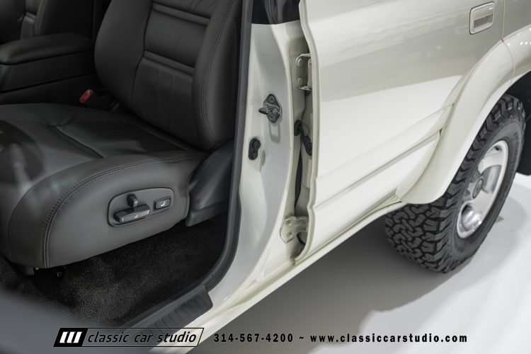 95_Toyota_Land_Cruiser_2299-121