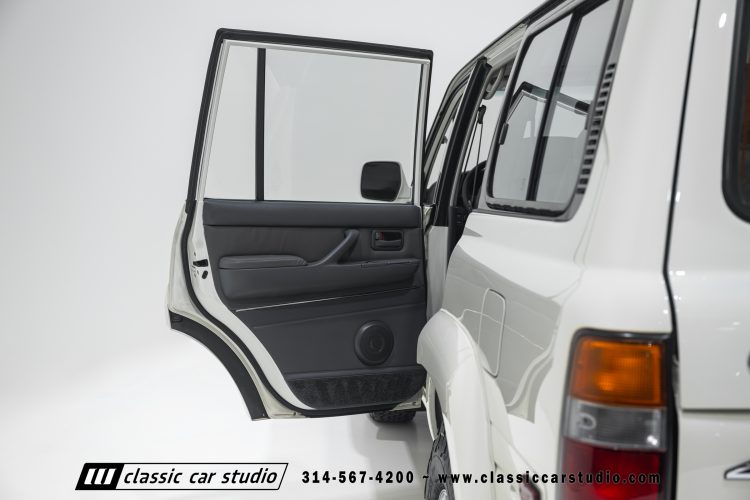 95_Toyota_Land_Cruiser_2299-122