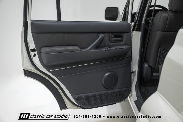 95_Toyota_Land_Cruiser_2299-123