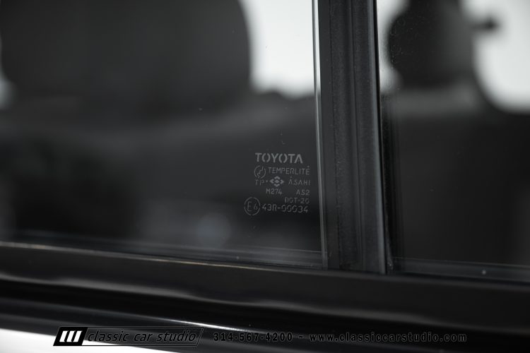 95_Toyota_Land_Cruiser_2299-175