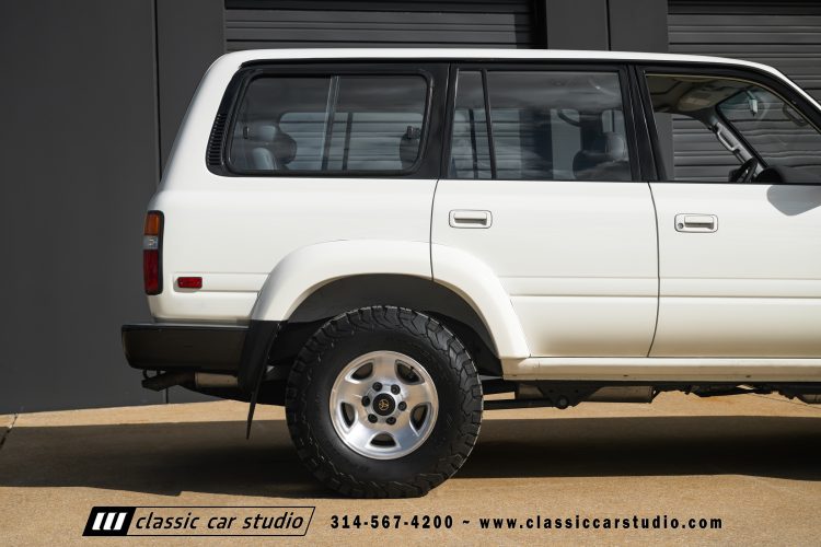 95_Toyota_Land_Cruiser_2299-235