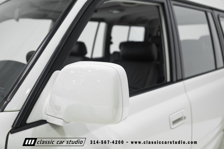 95_Toyota_Land_Cruiser_2299-26
