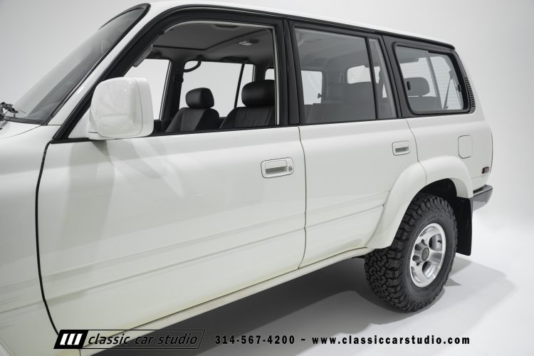 95_Toyota_Land_Cruiser_2299-33