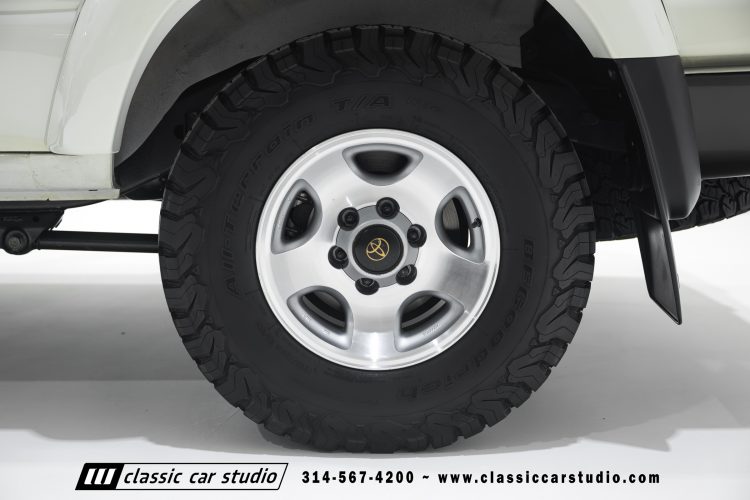 95_Toyota_Land_Cruiser_2299-39