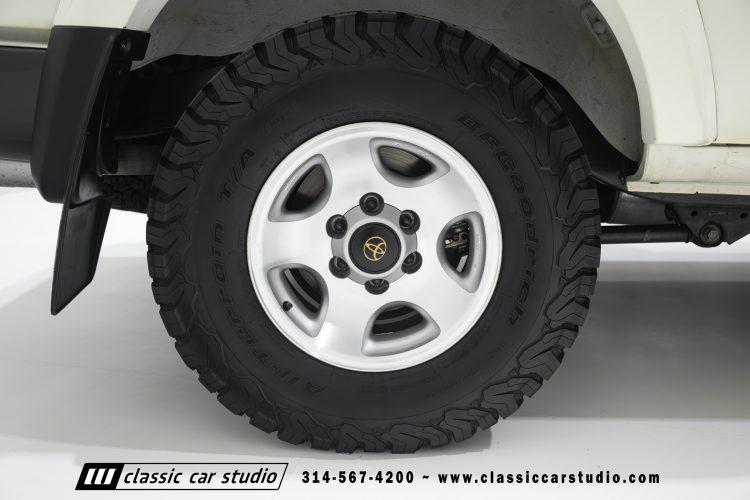 95_Toyota_Land_Cruiser_2299-65