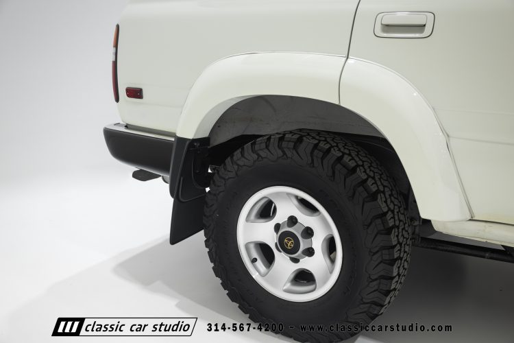 95_Toyota_Land_Cruiser_2299-66