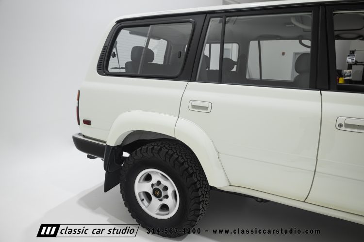 95_Toyota_Land_Cruiser_2299-69