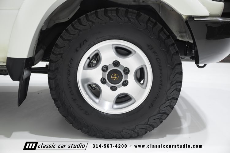 95_Toyota_Land_Cruiser_2299-81