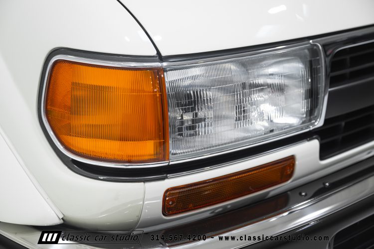 95_Toyota_Land_Cruiser_2299-90