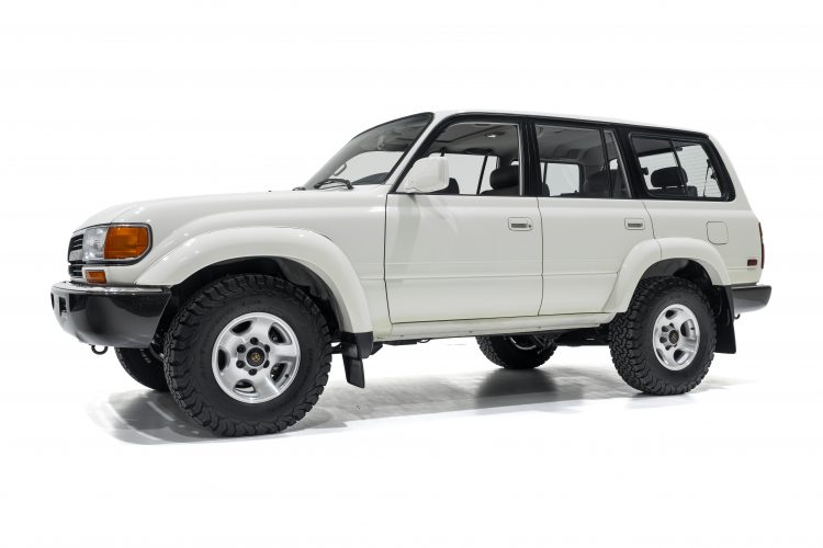 95_Toyota_Land_Cruiser_2299_Showcase